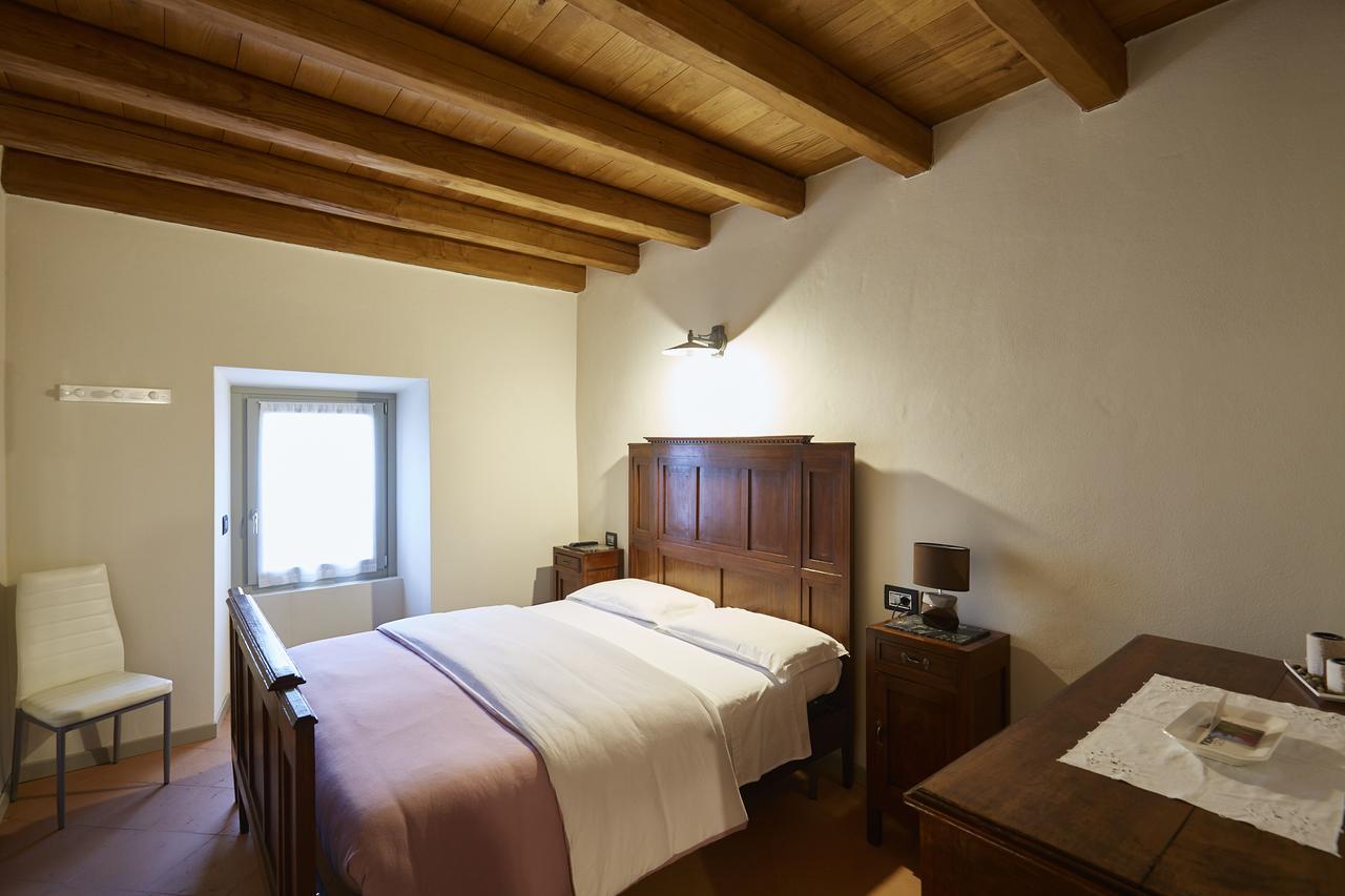 Bed and Breakfast Palazzo Eleonora Monasterolo del Castello Екстер'єр фото