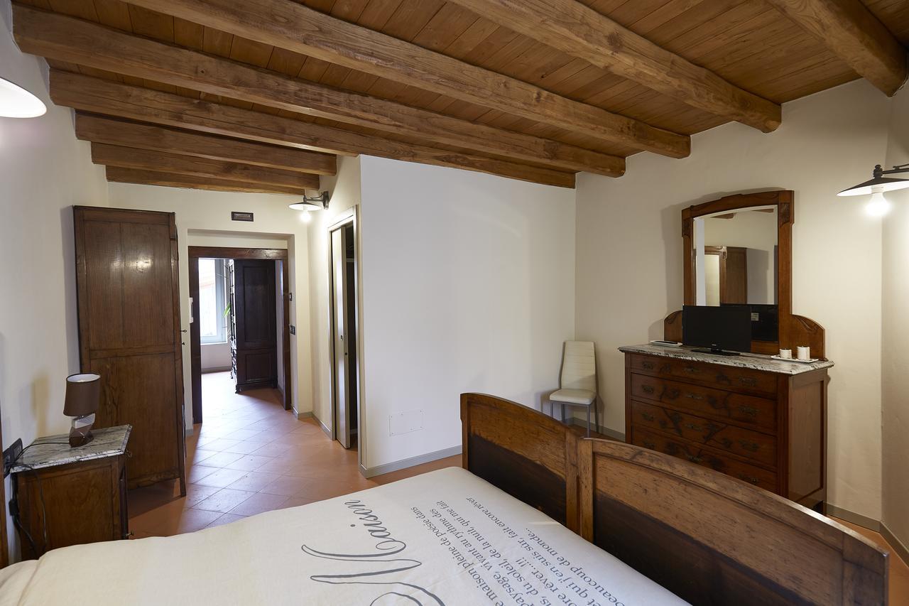 Bed and Breakfast Palazzo Eleonora Monasterolo del Castello Екстер'єр фото
