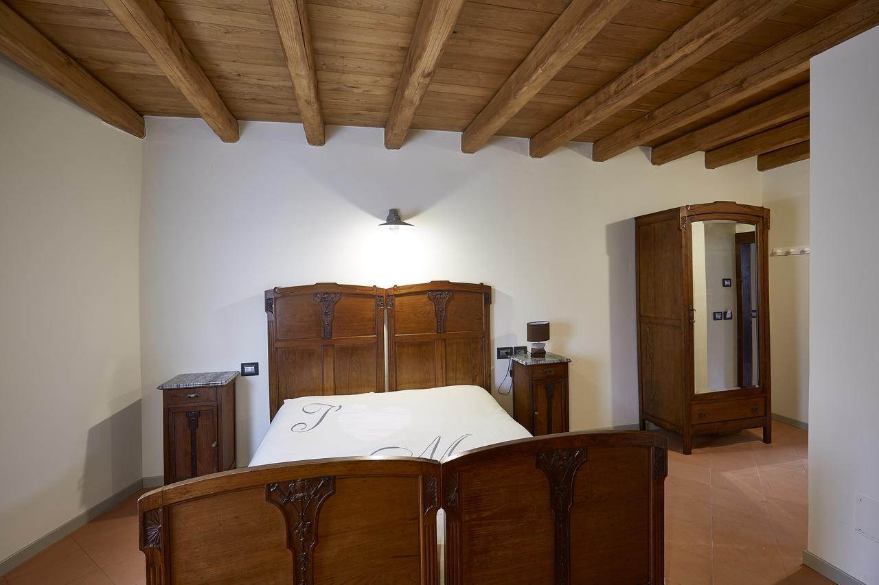 Bed and Breakfast Palazzo Eleonora Monasterolo del Castello Екстер'єр фото